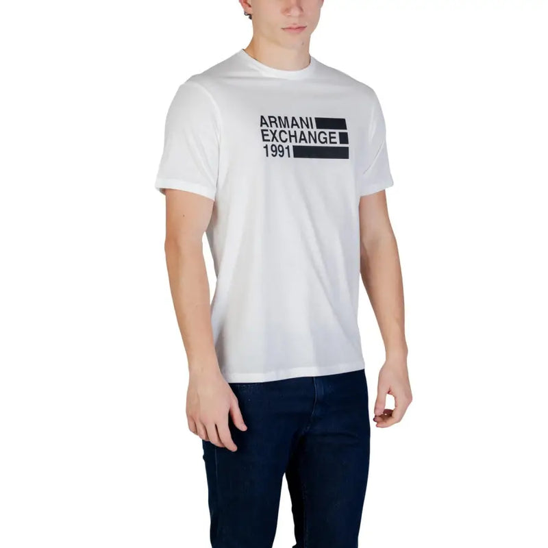 Blanc Armani Exchange t-shirt en coton à manches courtes pour hommes t-shirt avec un imprimé graphique noir de 1991 pour vêtements décontractés