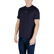 Noir Armani Exchange hommes manches courtes t-shirt avec un discret écusson logo sur la poitrine en coton doux