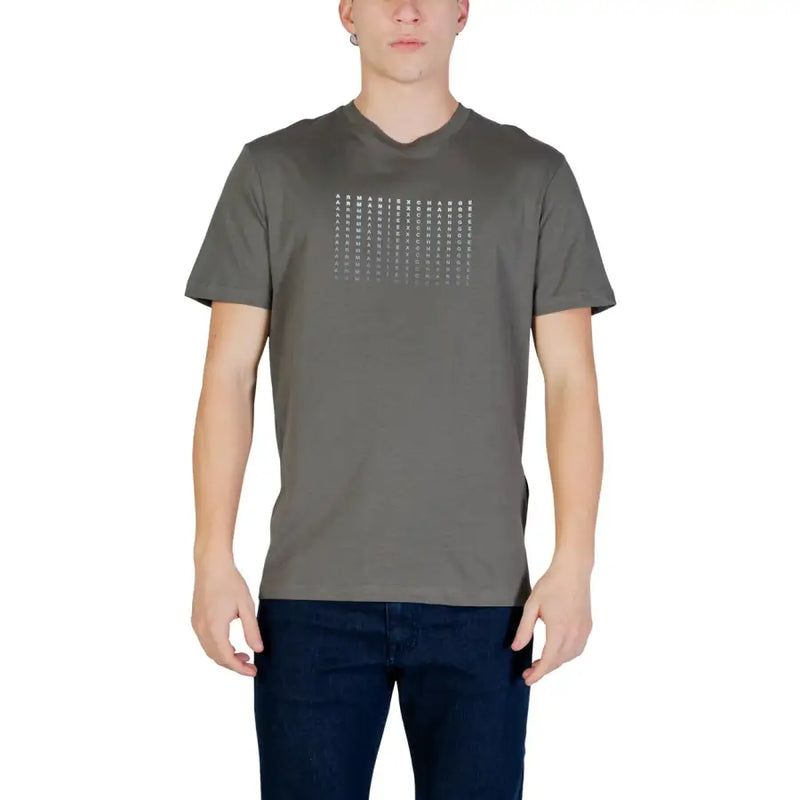 Armani Exchange hommes t-shirt T-shirt gris foncé à manches courtes avec un discret imprimé quadrillé de lettres claires sur la poitrine