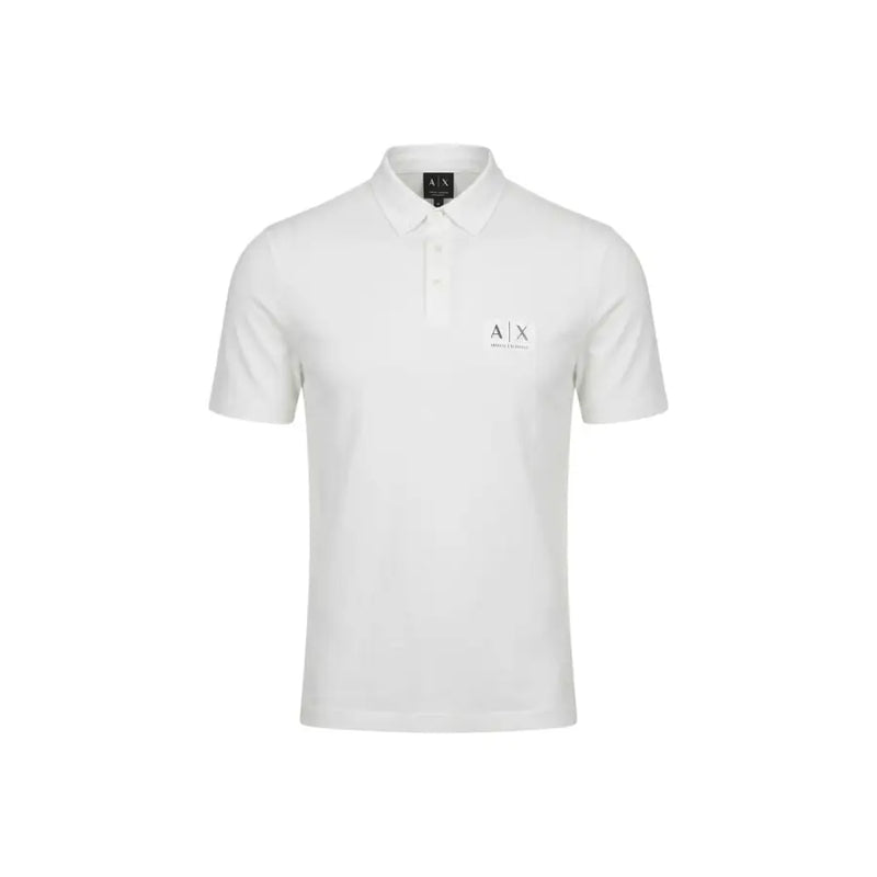 Armani Exchange Polo blanc en coton à manches courtes pour homme, avec logo discret sur la poitrine et étiquette de marque au col.