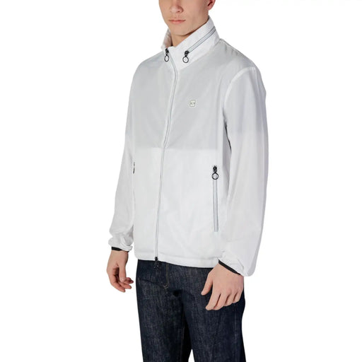 Armani Exchange Blazer blanc zippé pour homme en polyester, avec un design color-block discret et des tirettes de fermeture éclair noires.