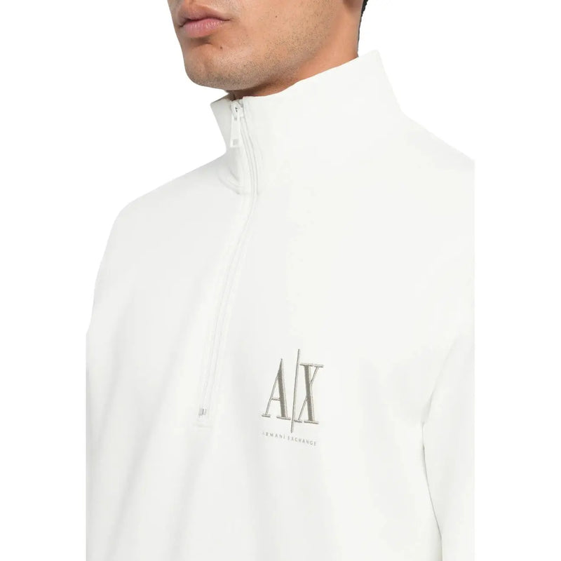 Armani Exchange Sweat-shirt blanc en coton pour homme, à demi-zip et logo argenté discret sur la poitrine.