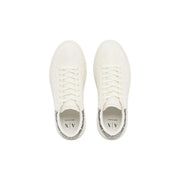 Armani Exchange homme textile blanc bas-top Baskets au design minimaliste épuré et logo discret au talon, visibles de dos