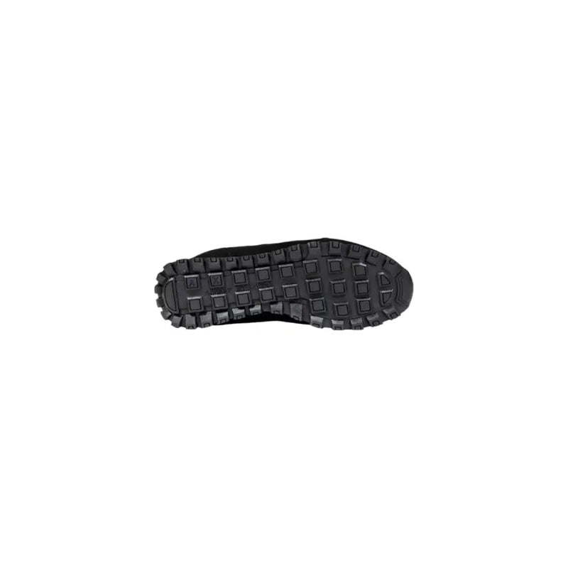 Black rubber sole with grid-like tread pattern of armani exchange men’s black running sneakers for fall