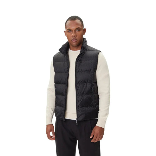 Armani Exchange Doudoune noire matelassée pour homme, col montant et fermeture éclair sur le devant (vue de face)