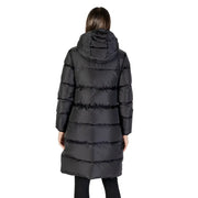 Armani Exchange Veste à capuche noire pour femme en polyamide, matelassée et style doudoune.