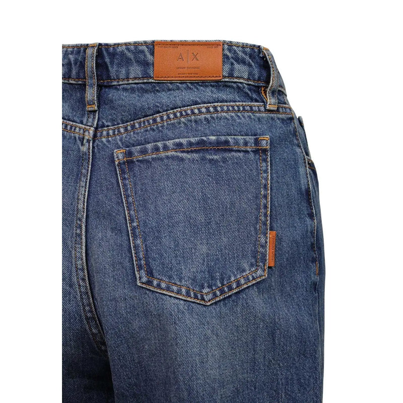 coton bleu foncé Armani Exchange Jean femme dévoilant l'arrière avec un écusson de marque en cuir marron brodé a/x