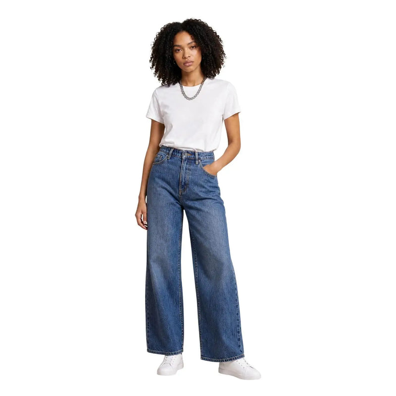 Armani Exchange Jean bleu en coton taille haute pour femme, coupe large, vu de face