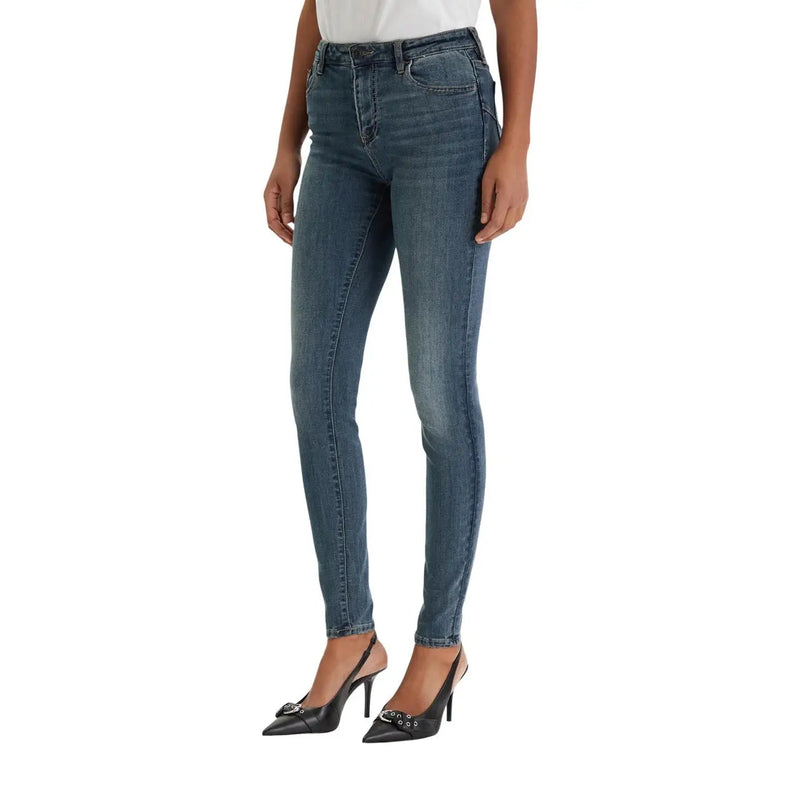 Armani Exchange Jean en denim stretch bleu pour femme, taille haute, coupe slim, délavage bleu moyen avec effet délavé et moustaches subtils