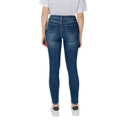 Armani Exchange Jean slim bleu clair pour femme, vue de dos