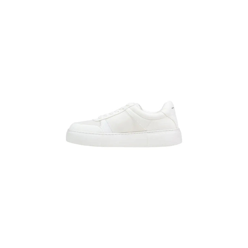 Armani Exchange women white platform sneaker with smooth leather upper and clean minimalist design