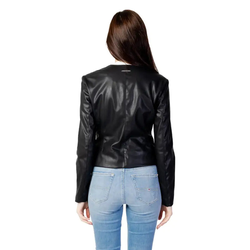 Armani Exchange Blazer motard noir en similicuir pour femme, fermeture éclair, coupe cintrée