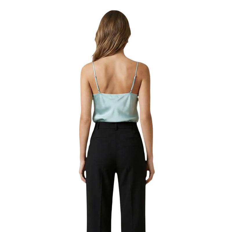 Débardeur en satin bleu clair pour femme Artigli, à fines bretelles argentées et col en V, en polyester