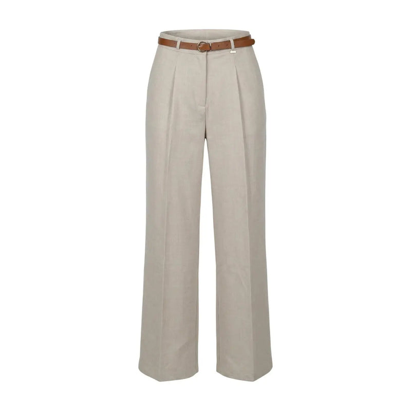 Pantalon beige plissé à jambes larges en polyester, ceinture en cuir marron, fermeture éclair et bouton, fabriqué en Italie par Artigli.
