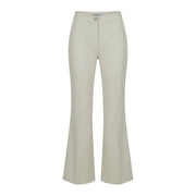 Pantalon évasé taille haute couleur crème pour femme, coupe ajustée et élégante, fermeture boutonnée, en polyester élasthanne.