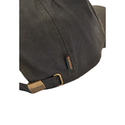 Casquette de baseball Barbour pour homme en coton ciré olive foncé avec boucle en laiton et étiquette de marque (vue de face)