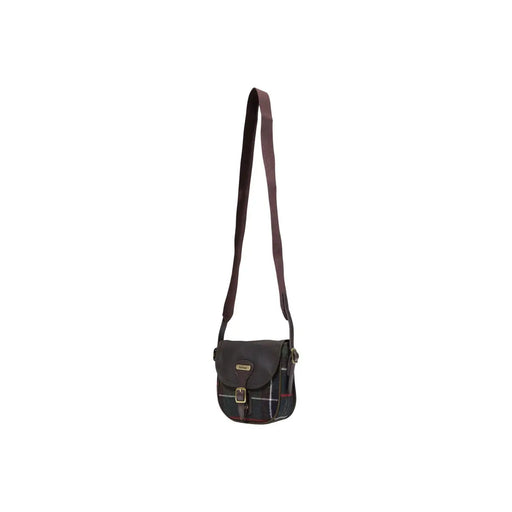 Sac bandoulière Barbour mini pour femme, en laine mélangée à carreaux vert foncé et bordeaux, avec bandoulière en cuir marron.