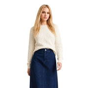 Pull Barbour pour femme en laine et coton crème à torsades, manches longues et col rond, style duvet blanc.