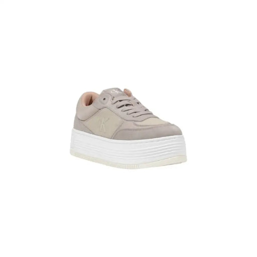 Beige platform sneaker from the Gray Platform Sneaker product line