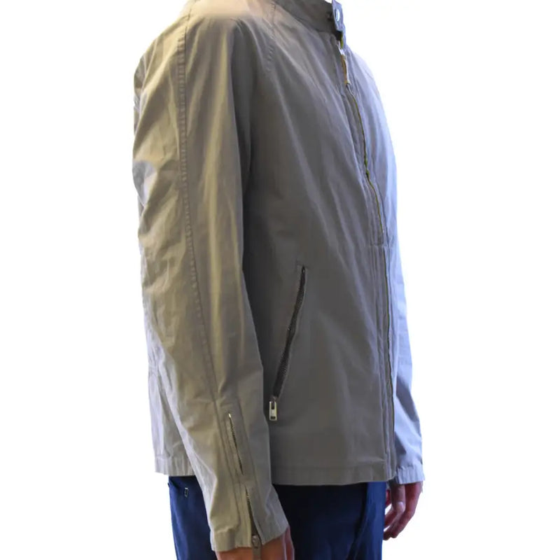 Veste Belstaff pour homme, beige, en coton léger, avec col montant et fermeture éclair sur le devant, idéale pour une tenue décontractée.