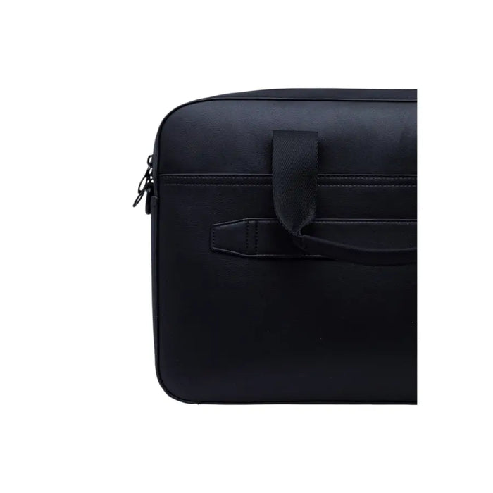 Black briefcase with handle and shoulder strap suitable for professional use