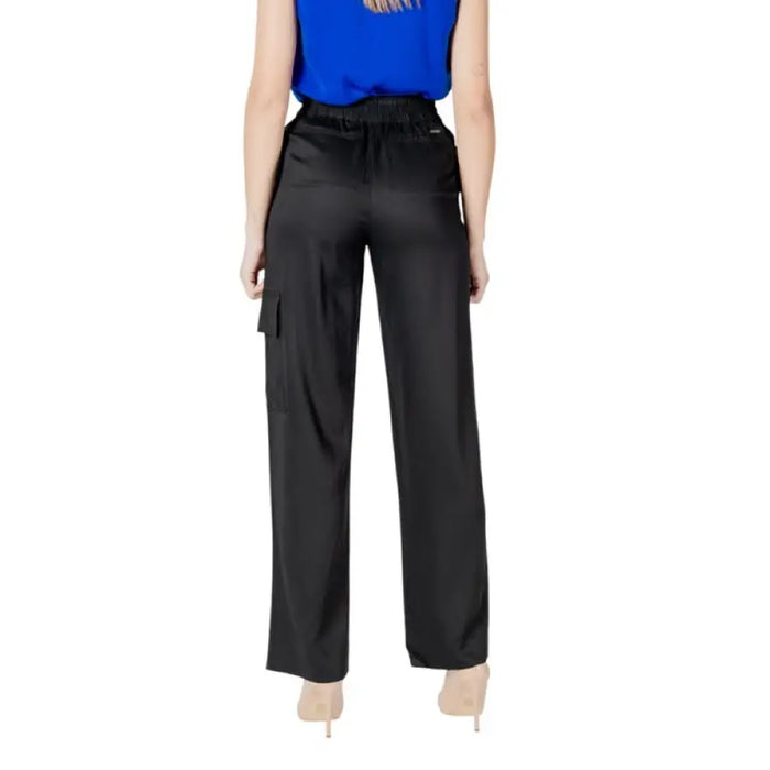 Black Cargo Pants featuring a stylish design and practical pockets for everyday wear