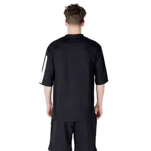 Black chef’s uniform from the Black and White Icon Chef Uniform Set