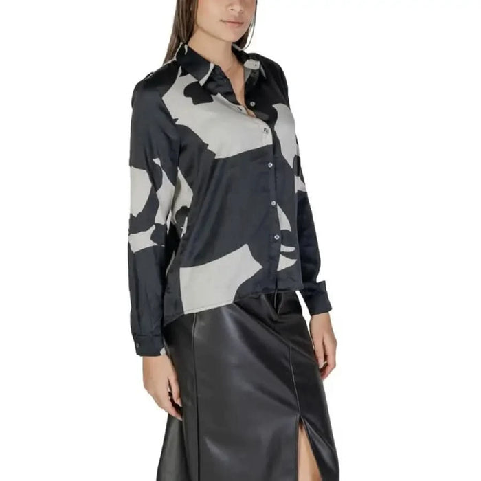 Black and grey abstract patterned long sleeve blouse for women with V-neck design