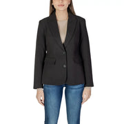 Black long sleeve tailored blazer with lapel collar notched lapels and two front buttons for formal wear