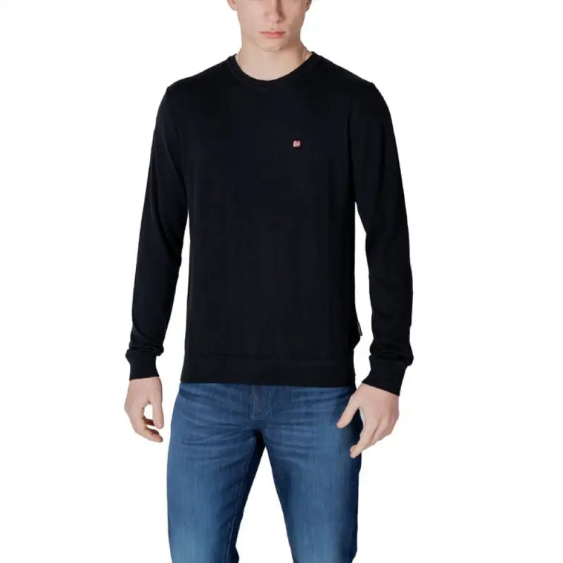 Black long-sleeved Napapijri Men’s cotton round neck sweatshirt for men’s fashion