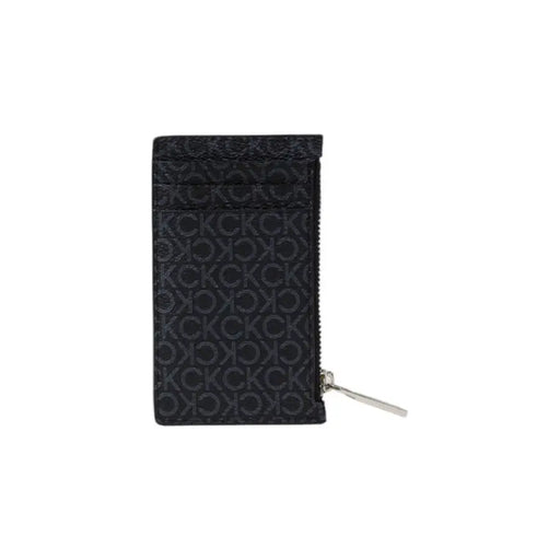 Black patterned cardholder with zipper for secure and stylish storage