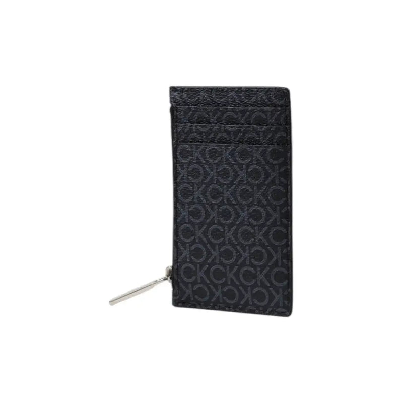 Black patterned cardholder with zipper showing a sleek and stylish design