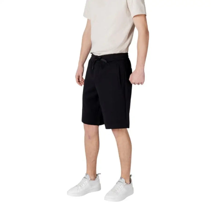 Armani Exchange Men’s Black Drawstring Shorts with Laces and Pockets for casual wear