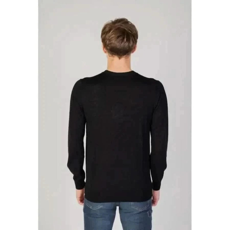 Black Liu Jo Men’s Knitwear: Long-sleeved, round neck sweater with a round neckline