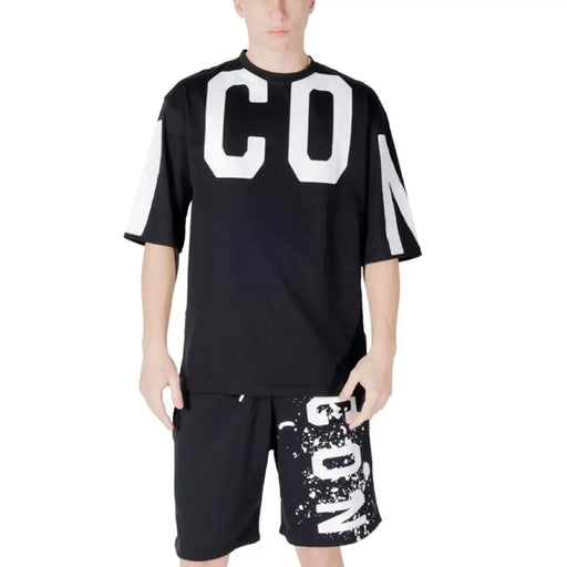 Black and white chef uniform set with T-shirt and shorts for professional kitchen attire