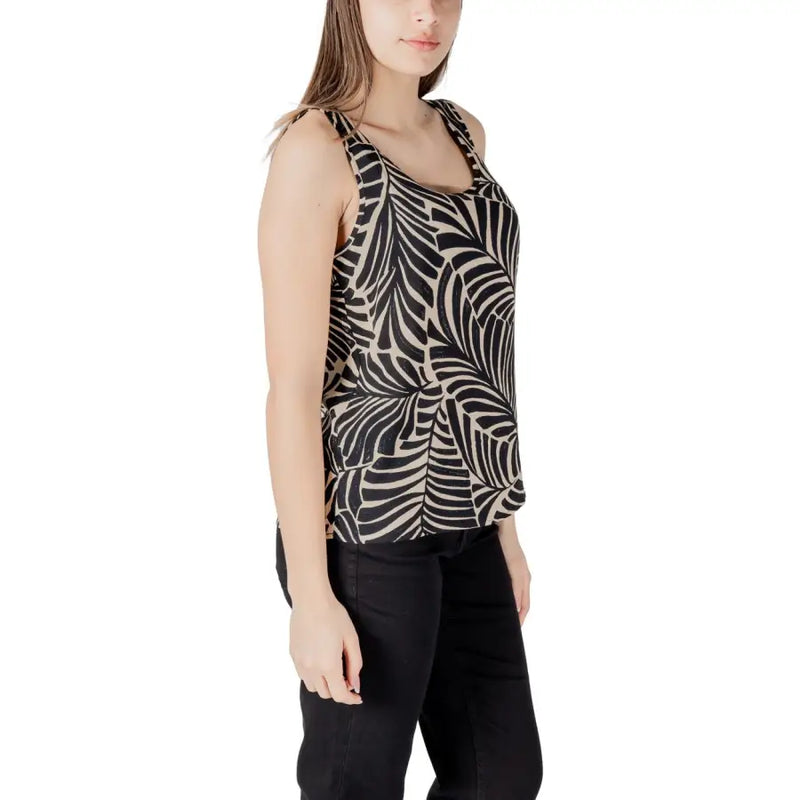 Black and cream viscose tank top with bold leaf pattern for women