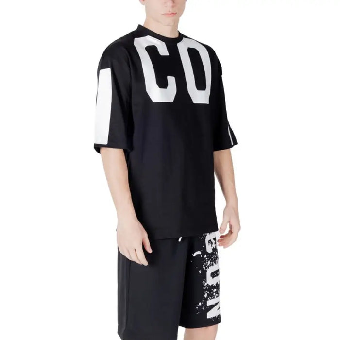 Black and white ICON t-shirt and shorts set from the Black and White Icon Chef Uniform Set