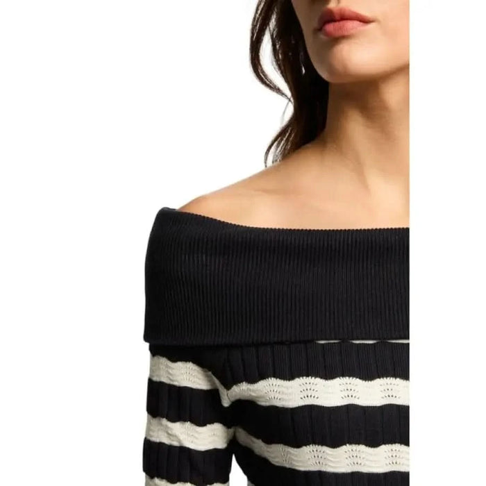 Black and white striped off-the-shoulder sweater for women by Morgan De Toi