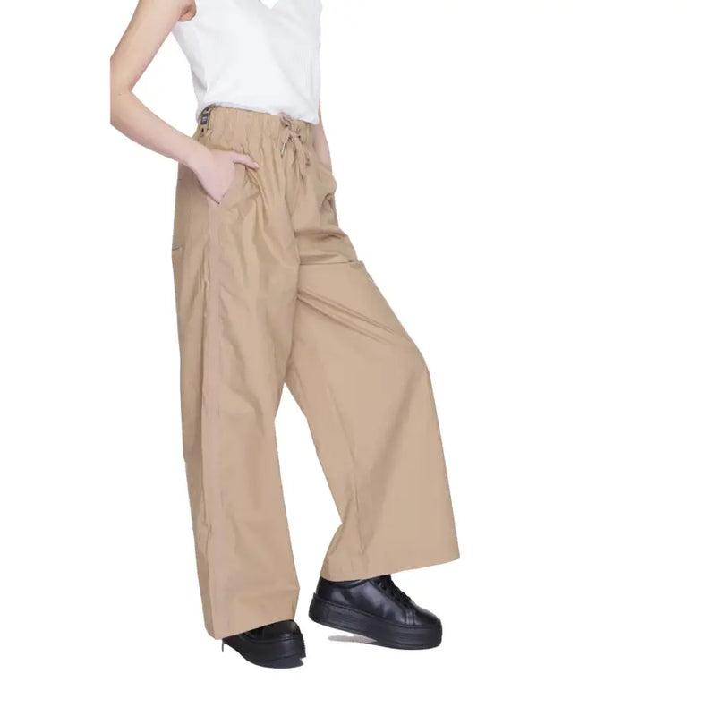 Beige high-waisted wide-leg cotton trousers with drawstring waist and side pockets by Blauer women