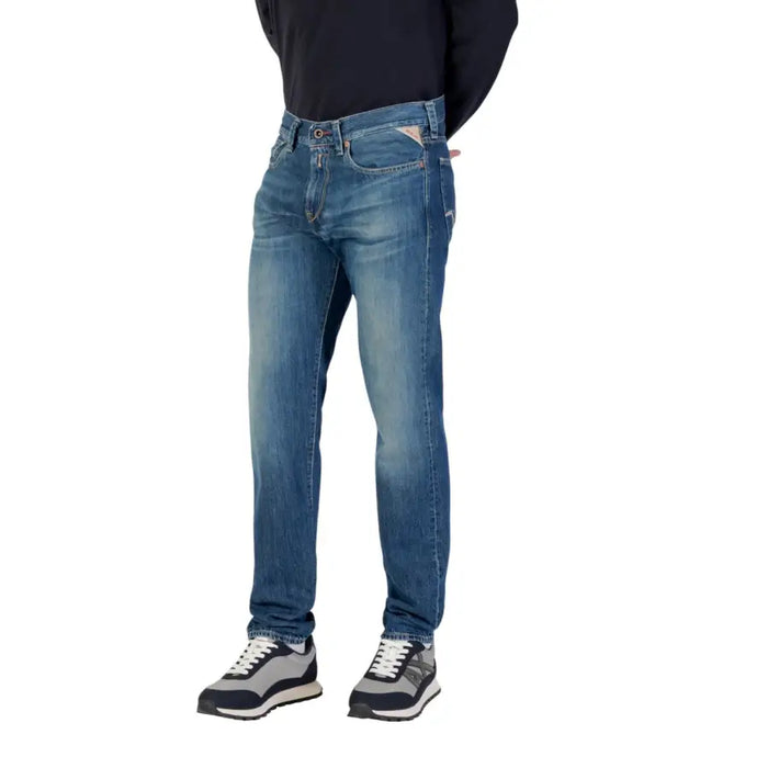 Blue denim jeans displayed on a mannequin showcasing stylish casual wear