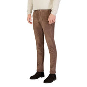 Pantalon homme Borghese en velours côtelé marron, coupe slim et fines côtes verticales pour un look élégant