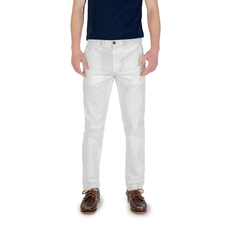 White slim fit Borghese men trousers with subtle creases made from chinos fabric for formal and casual wear