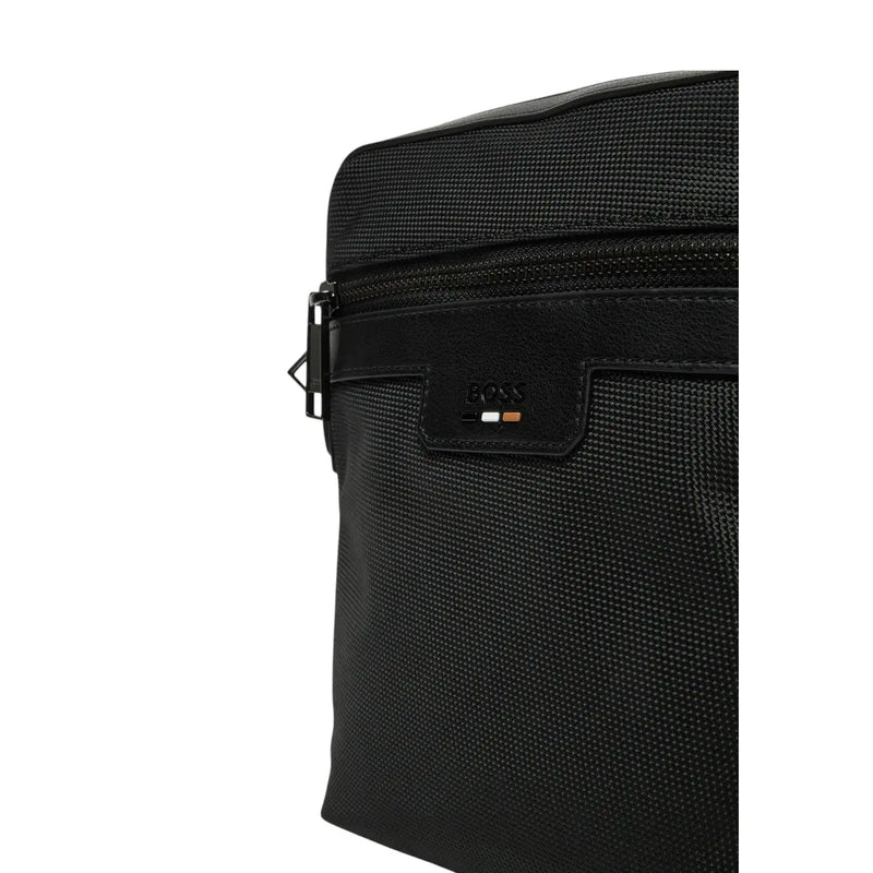Sac bandoulière Boss pour homme, en polyester texturé noir, avec une élégante bandoulière en cuir et un écusson logo Boss, largeur 16 x hauteur 20 cm