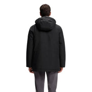 Veste Boss pour homme, noire à capuche, longue en polyester, au design moderne et élégant, avec des détails de couture discrets (vue de face).