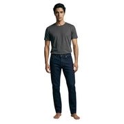 Jean Boss pour homme, coupe classique, en denim bleu indigo foncé stretch, cinq poches et jambes droites.