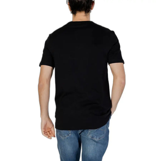 Black short-sleeved crew neck cotton t-shirt from Boss designed for men in a classic fit style