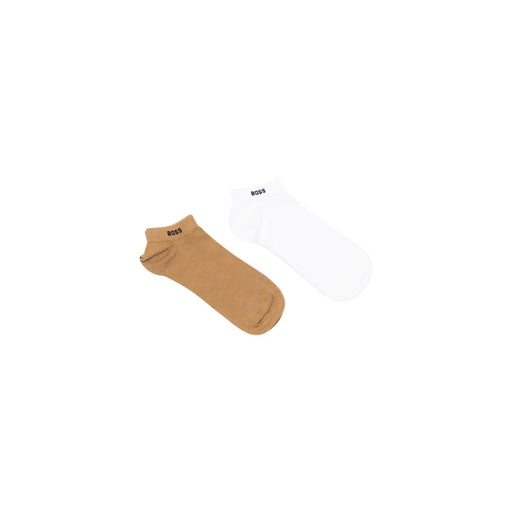 Une paire de chaussettes minimalistes beiges et blanches pour femme, en maille de coton et élasthanne, vue de dos