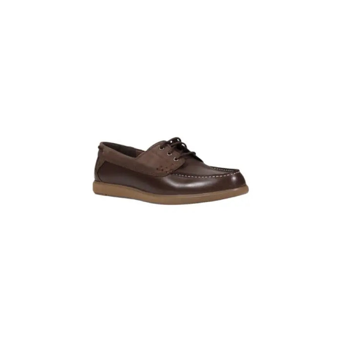 Brown leather boat shoe from Clarks Men’s Moccassin Shoes for Spring Summer collection