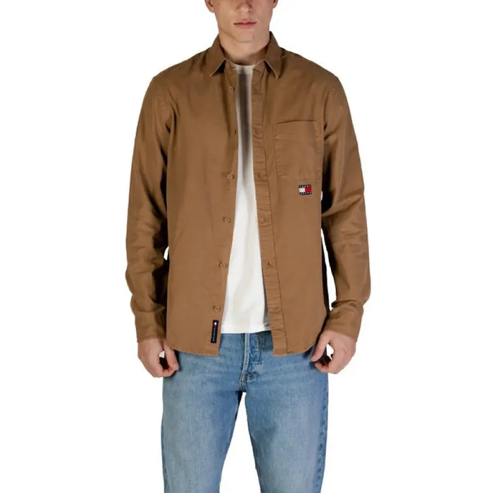 Brown long-sleeved shirt from Tommy Hilfiger Men’s Plain Green Long Sleeve Shirt collection