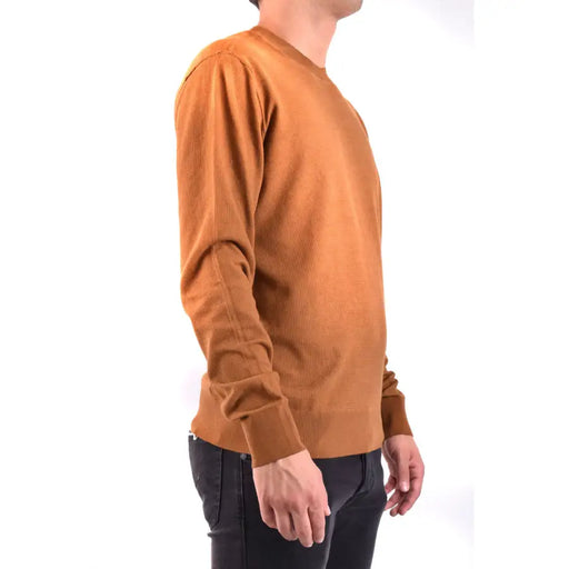 Brown long-sleeved crewneck sweater displayed for stylish and comfortable winter wear